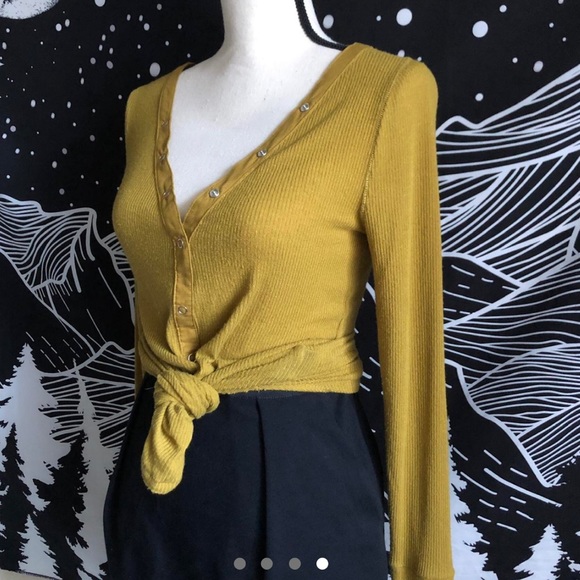 Chartreuse Long sleeve half button top - Picture 3 of 5